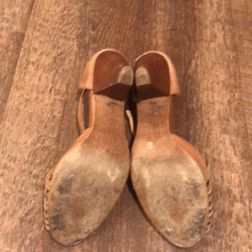 Heels - Picture 3 of 5